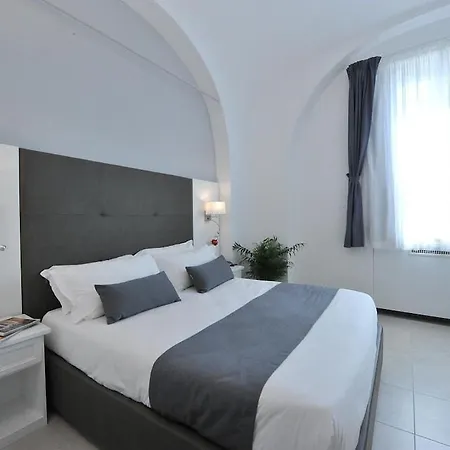 Sorrento Bay Hotel